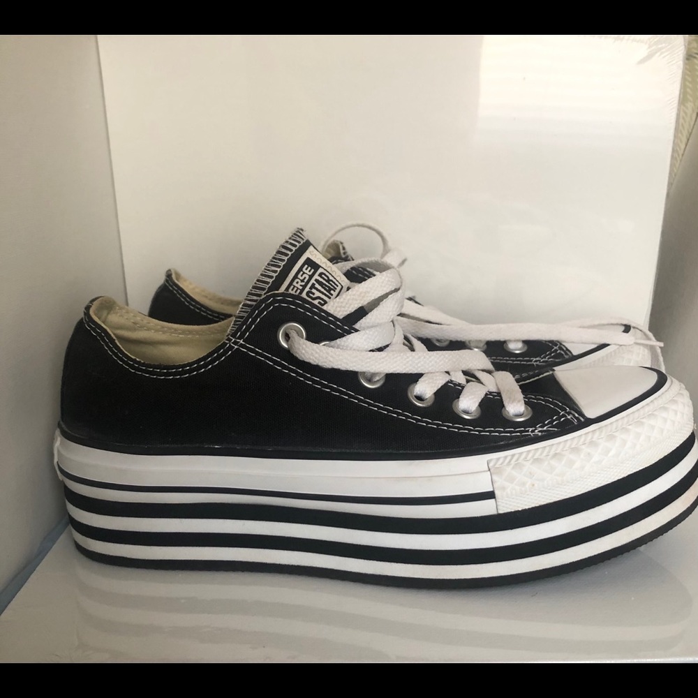 Converse platform women’s size 5